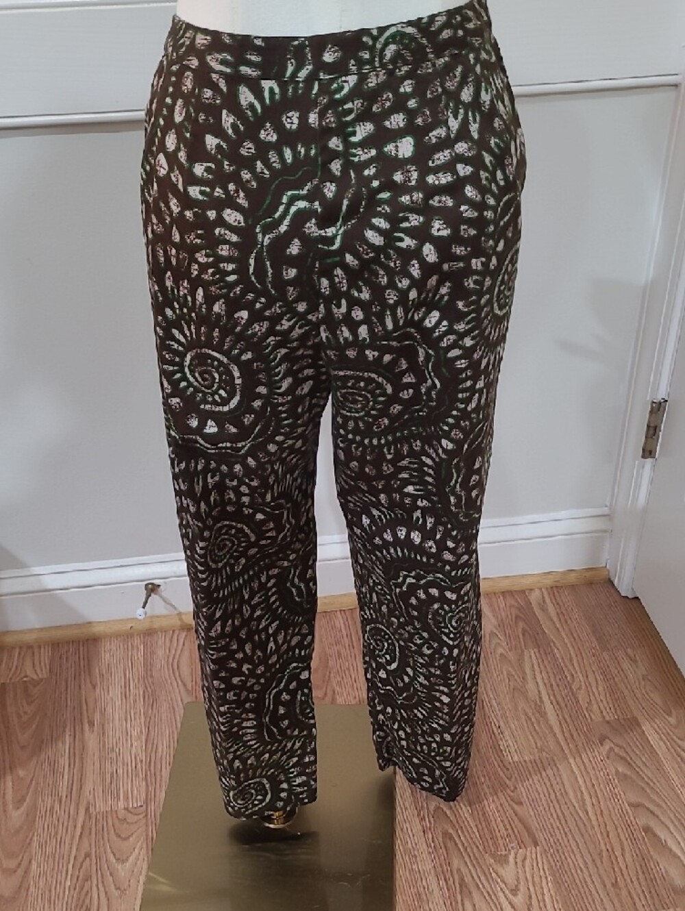 Ruby Rd. Two-Piece Batik-Print Matching Jacket and Pant Set - Size 8 - Picture 10 of 12